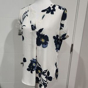 Van Heusen White and Blue Short Sleeve Buttoned Blouse